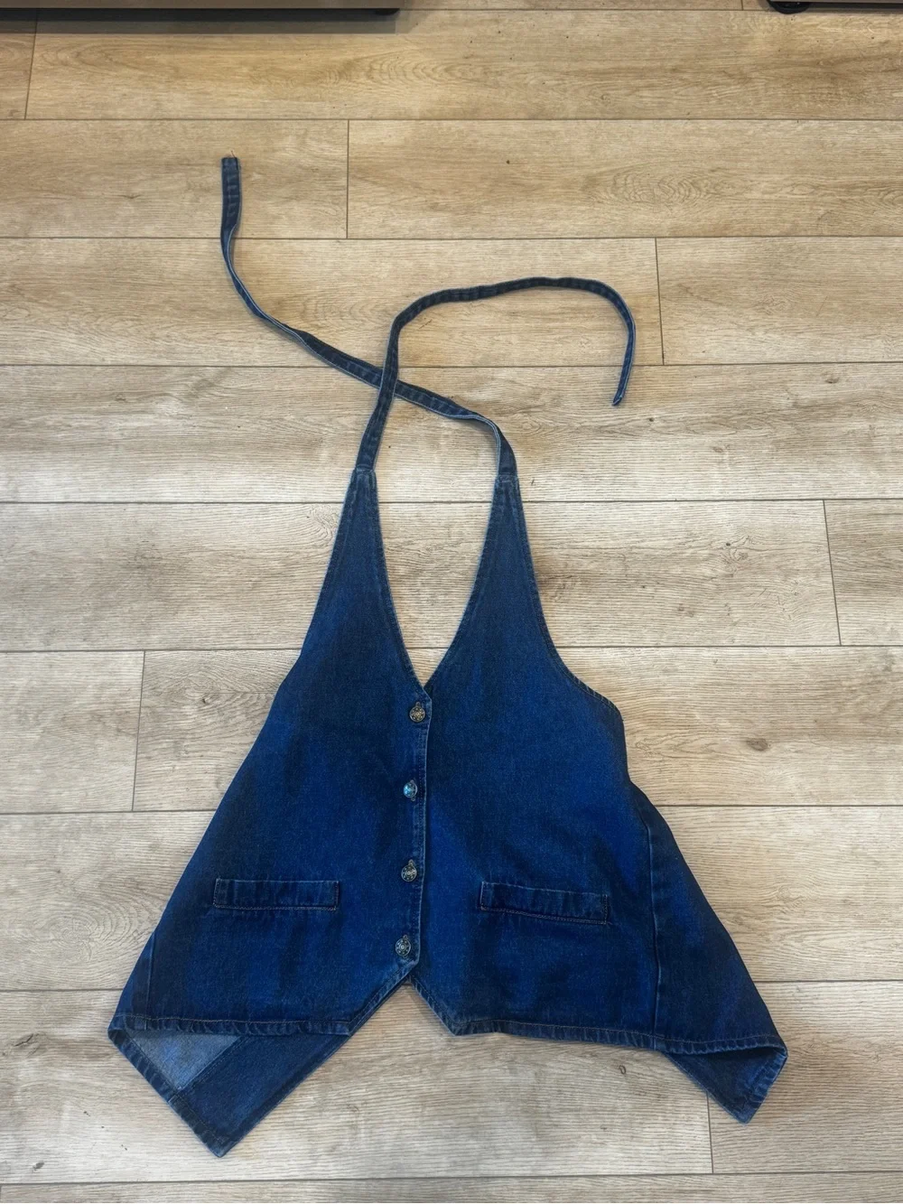 LIONESS MATCHING DENIM SET: HILLS HALTER VEST, TOP MODEL JEAN